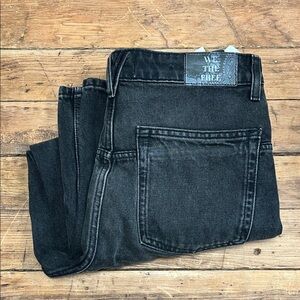 We The Free Black barrel Jeans wide leg on trend denim